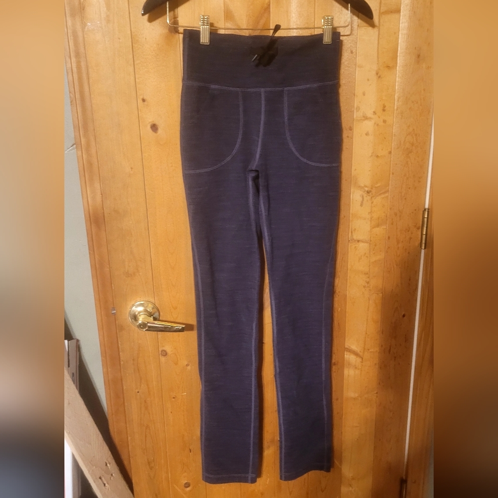 Lululemon h6 yoga pants size 2